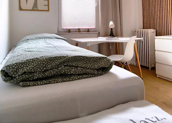 Am Stiftsbergpark, 3 Schlafzimmer, 6 Personen, Wlan, 55 Zoll Fernseher *