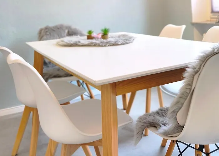 Am Stiftsbergpark, 3 Schlafzimmer, 6 Personen, Wlan, 55 Zoll Fernseher *